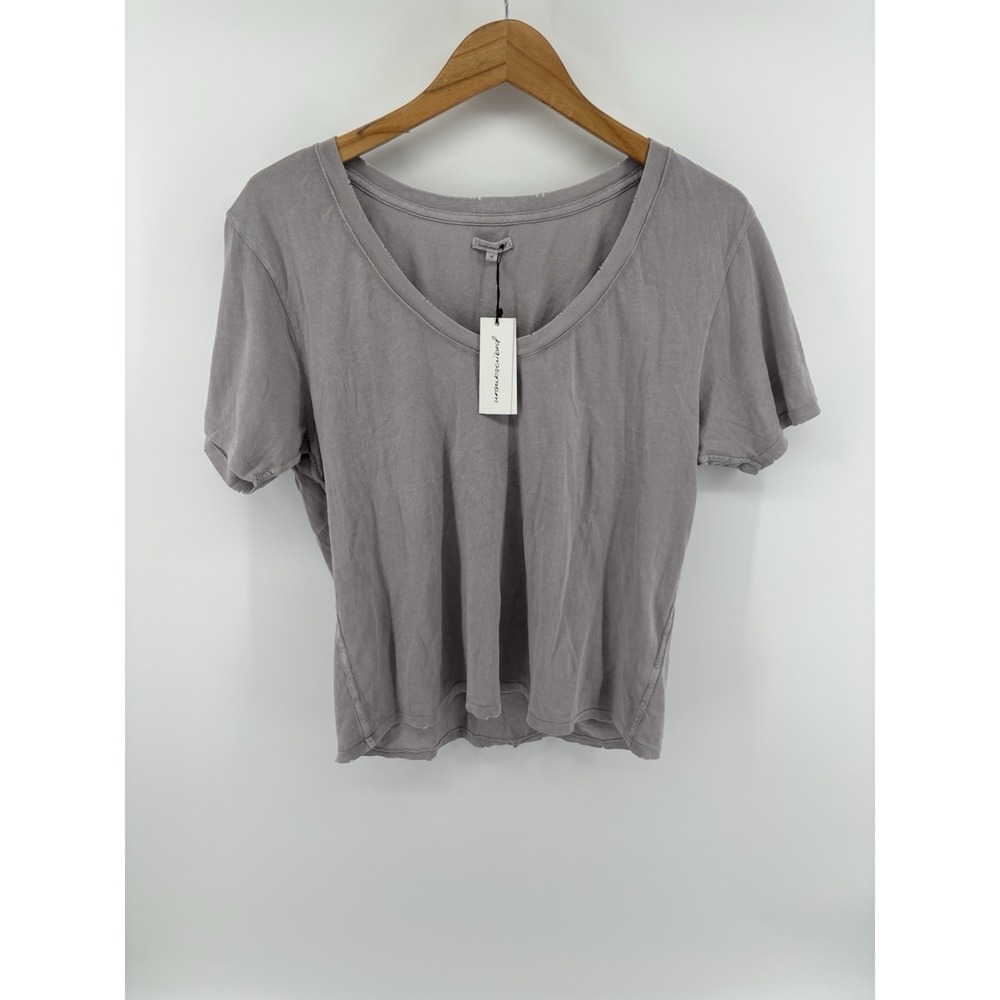 NWT Unsubscribed Distressed V Neck T Shirt Sz M Quiet Luxury Momcore Preppy